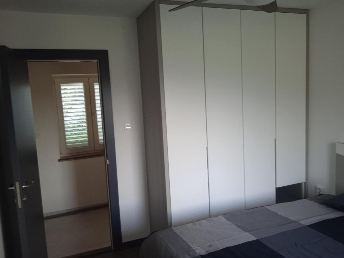 Anton Apartment Povlja  Exterior photo